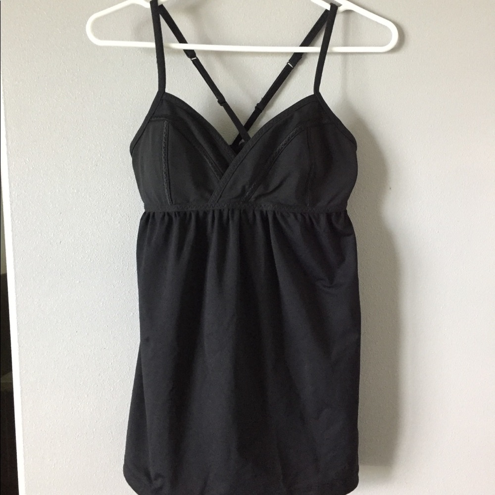 Lululemon Rehearsal Tank Top 8 Black Bra Pads